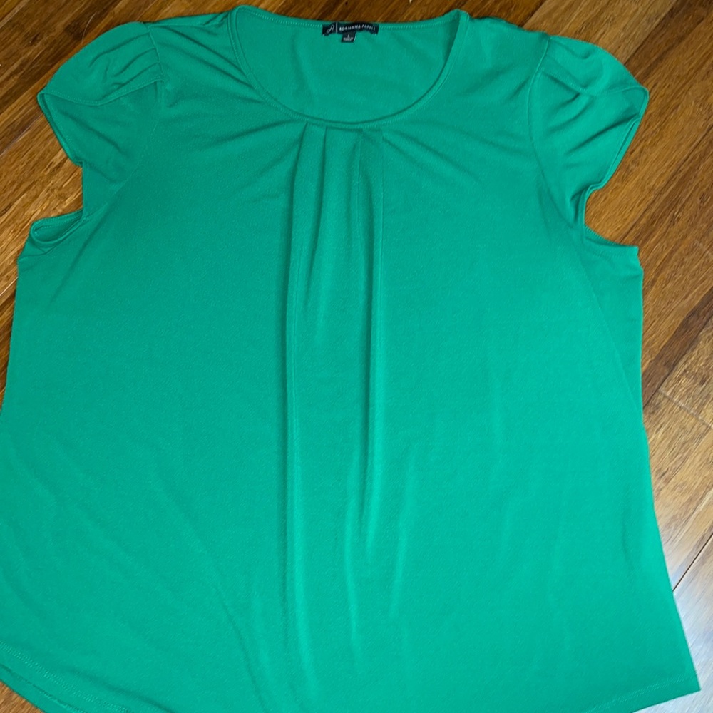 Adrianna Papell size L green short sleeve blouse